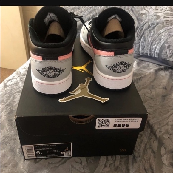 Jordan 1 - Picture 4 of 5